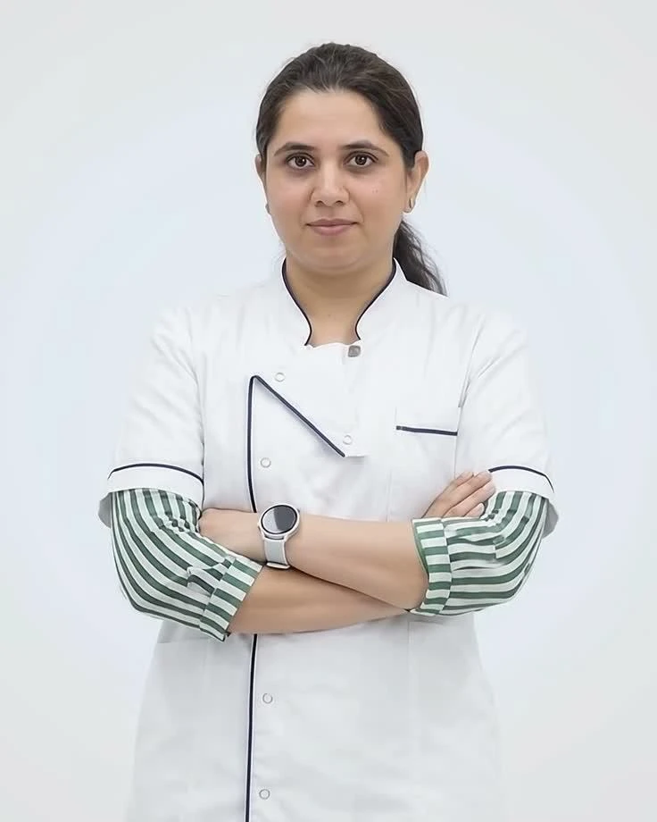 Dr. Dipika Dodeja - Cosmetic Dentist & Prosthodontist